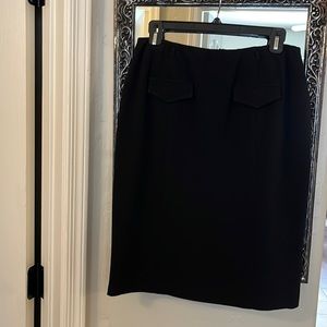 Dress Barn size 4 skirt.